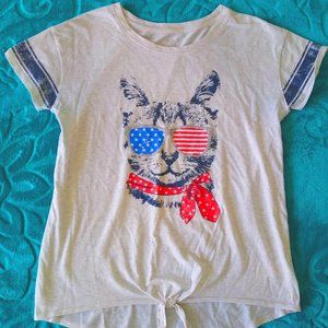 Front tie 4th of July Cat in sunglasses Tee-shirt